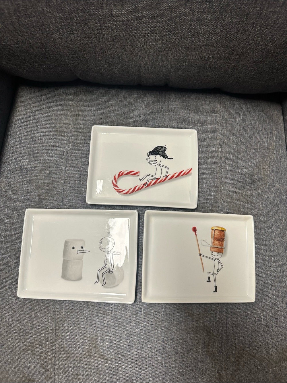 CB2 “Oliver” Modern Appetizer Plates - Picture 6 of 12